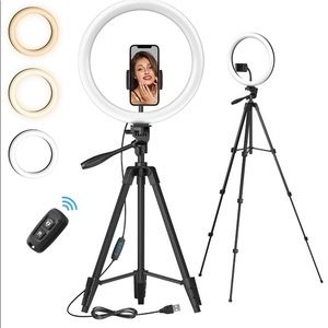 Brand New Selfie Studio light and tripod